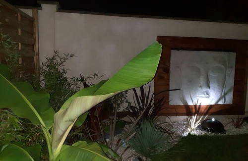 Itteville House | LOVEROOMOUTOFTIME 'JACUZZI and GARDEN' private.