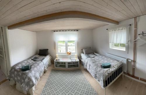 Sparreholm Bed & Breakfast | Loves Bondgård