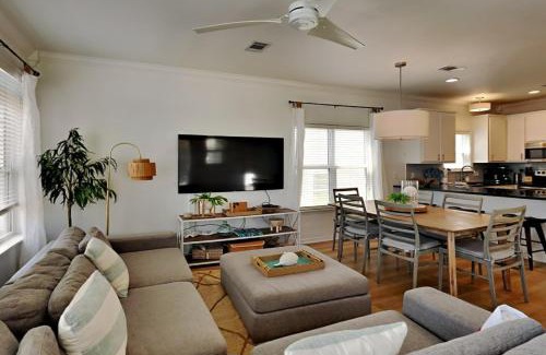 Miramar Beach House | Low Cay