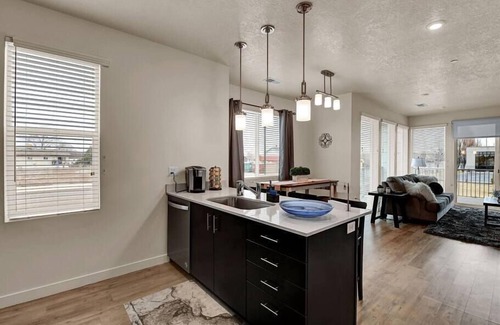 Orem North Apartment | Low Cleaning Fee Two Bed Tranquility Retreat