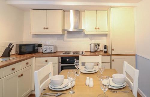 Tywardreath House | Lowena