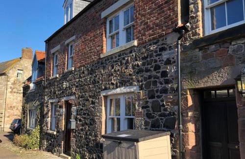 Berwick-upon-Tweed House | Lower Bamburgh View