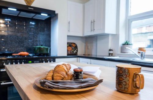 Saxmundham House | Lower Cedars, Saxmundham