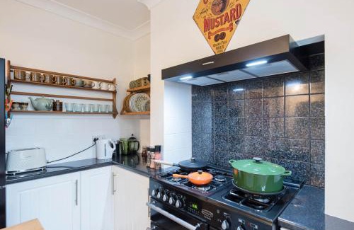 Saxmundham House | Lower Cedars, Saxmundham