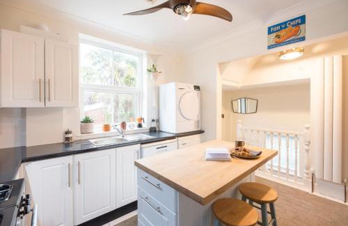 Saxmundham House | Lower Cedars, Saxmundham