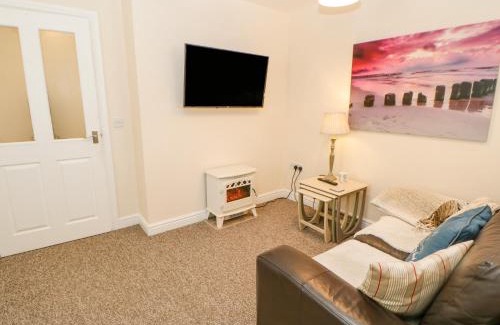 Amble Apartment | Lower Driftwood