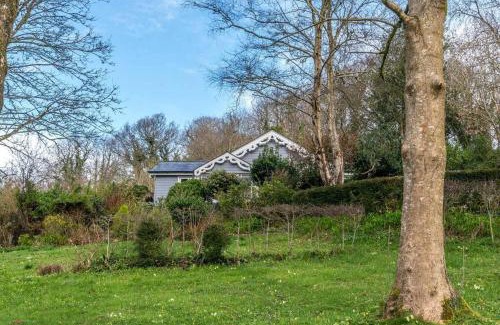 Bodmin Ski Chalet | Lower Hill Cottage w/Swedish Hot Tub