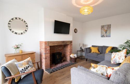 Ellastone House | Lower House Farm Cottage 1