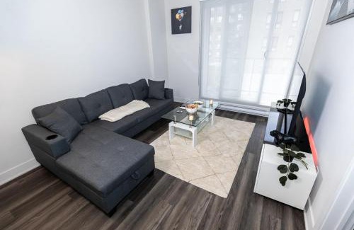 Mascouche Apartment | Lowkey Corner