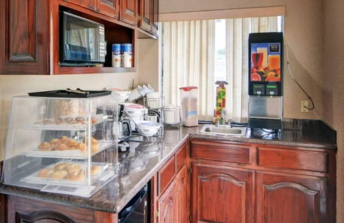 Gainesville Hotel | Loyalty Inn Gainesville