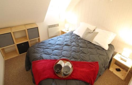 Bagneres-de-Luchon Apartment | Luchon : T3 cosy pour 4 pers, au pied du télécabine, parking privé - FR-1-313-204
