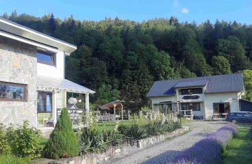 Yaremche Hotel | Lucy
