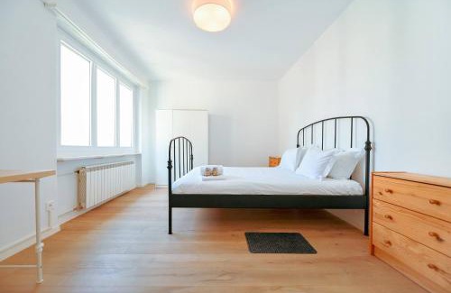 Massagno Apartment | Luganos Hills Lake View