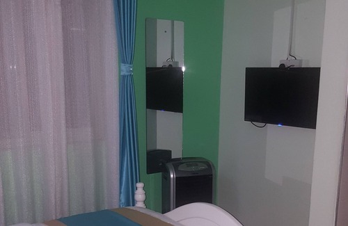 Jinja Hotel | Luhan suites