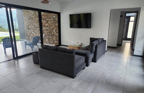 Girardota House | lujosa villa campestre