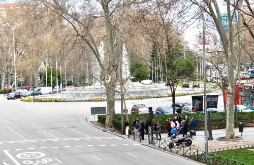 Golden Triangle of Art Apartment | Lujoso apto Paseo Del Prado