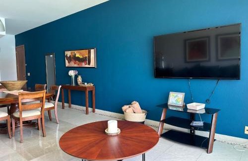 La Poza Apartment | Lujoso Departamento con vista a alberca en Acapulco Diamante