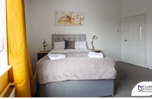 St Helens House | Luke Stays - Borough Road