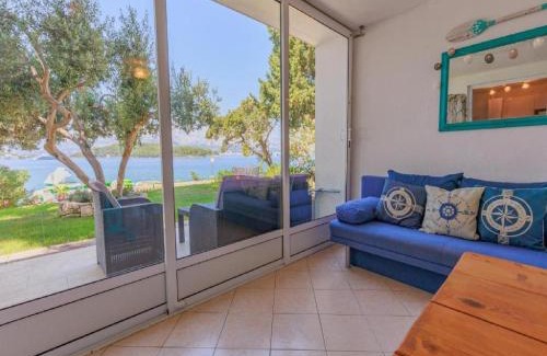 Lumbarda Apartment | Lumbarda Resort Apartments - Comfort One Bedroom Apartment C4