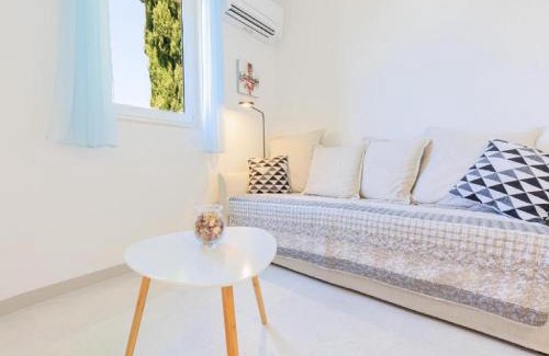 Lumbarda Apartment | Lumbarda Resort Apartments - Superior One bedroom Apartment E4