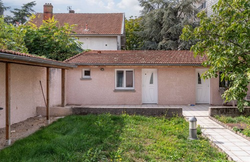 Buers Apartment | Lumignons Lyonnais - Doua