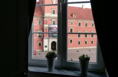 Old Town Apartment | Lumina apart with view on Plac Zamkowy