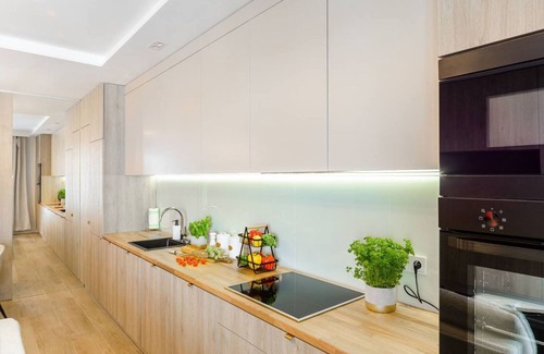 Baluty Apartment | Lumina glamour 3 bedroom apartment