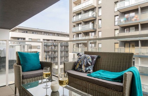 Baluty Apartment | Lumina glamour 3 bedroom apartment