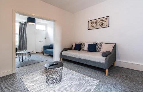 Walsall Apartment | Lumley House - Delightful 2BR Terraced House near Birmingham