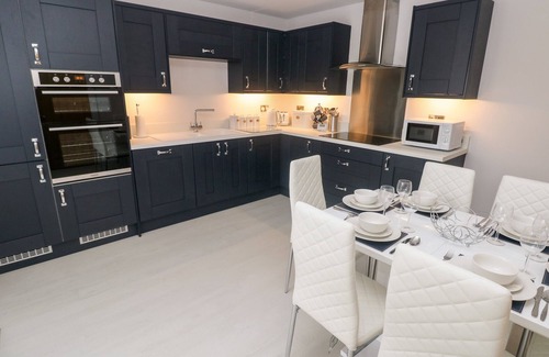 Kilgetty Cottage | Lunaroxx, 6 Meadow Gardens, Kilgetty