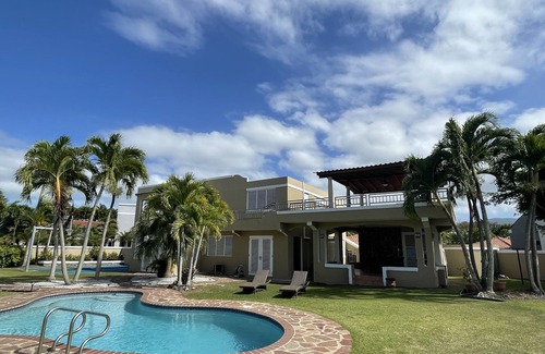 Luquillo House | Luquillo Beach- Puerto Rico, 4 Bedroom Vacation Villa With Pool and Wifi