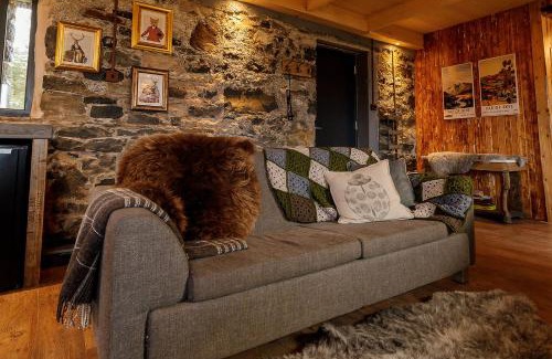 Breakish House | Lusa Bothy