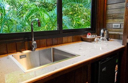Chalong Villa | Lush Inn Phuket