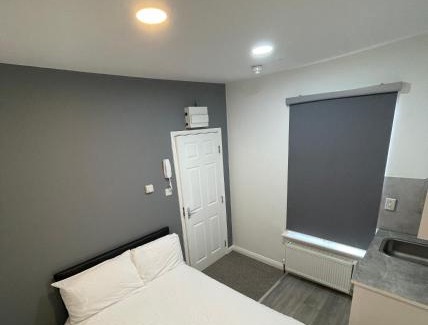 Luton Apartment | Luton Short Term Lets - Cardiff Road