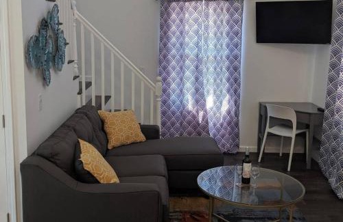 Ventnor City House | Lux 3 Bd - Perfect & Parking & Massive Patio