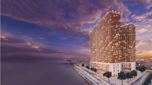 Son Tra Hotel | Lux Apartment Danang Golden Bay Deluxe King with Balcony and Ocean View