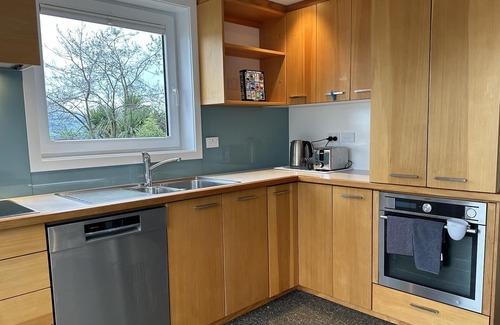 Lyttelton Apartment | Lux Apartment + Spectacular Views + Harbour Oasis