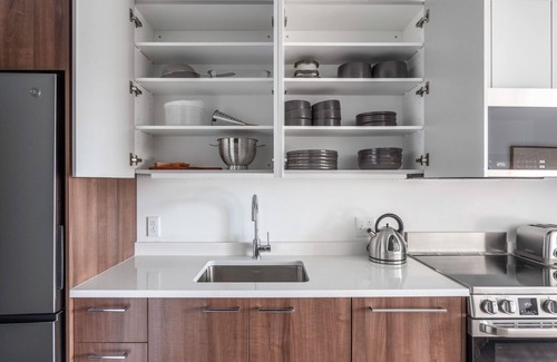 Central Square Apartment | Lux Central Square Studio w/Gym, Doorman, W/D, Roof Deck
