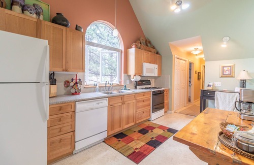 Estes Park Resort | Lux home on river, great rates, walk to town, with Wellness Spa on grounds