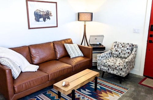 Whitefish Ski Chalet | LUX Modern Chalet, Pool & Hot Tub, 10 Mins to the Mountain & Incredible Views