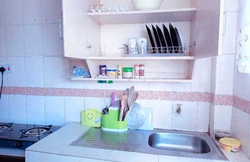 Mbotela Apartment | Lux suites Roverpark Apartment South B