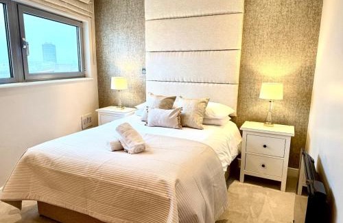 Cardiff City Centre Apartment | Luxe Cardiff Centre Apartment Free Parking