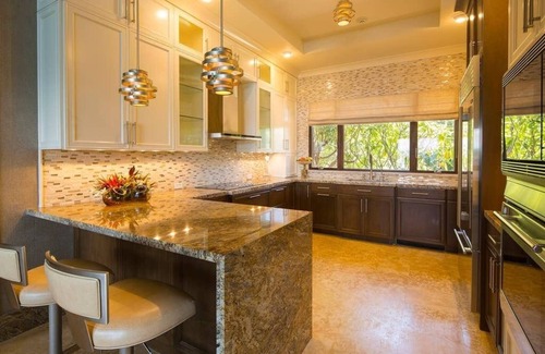 Papagayo Peninsula Condo | LUXE condo. Beautiful setting for adult groups and families. Complete renovation and new kitchen.