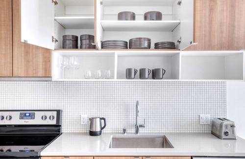 Yesler Terrace Apartment | Luxe First Hill 1BR w/Gym, BBQ & Lounge, nr soccer field, by Blueground