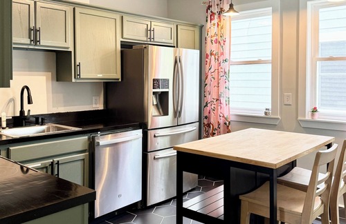 Near Northside House | Luxe house near downtown with 4 bedrooms.