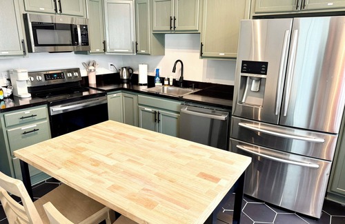 Near Northside House | Luxe house near downtown with 4 bedrooms.