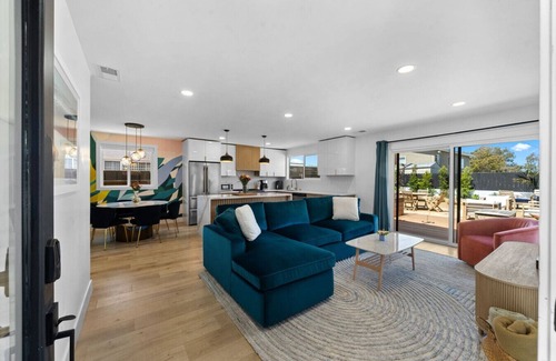 North Clairemont House | Luxe Modern Home w/Hot Tub, Huge Yard, & Fire Pit