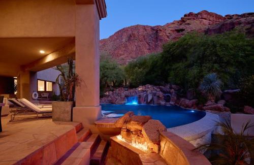 Paradise Valley House | LUXE - Red Rock - Pool & Spa - In Paradise Valley