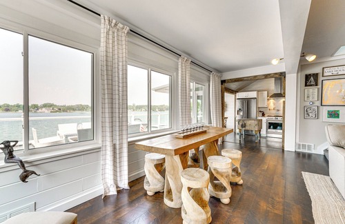 Lake Fenton House | Luxe Waterfront Lake Fenton Home: Decks & Fire Pit