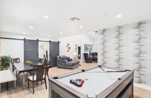 Scottsdale Vista House | Luxe- Zephyr -Pool - Putting Green - Tons of Games